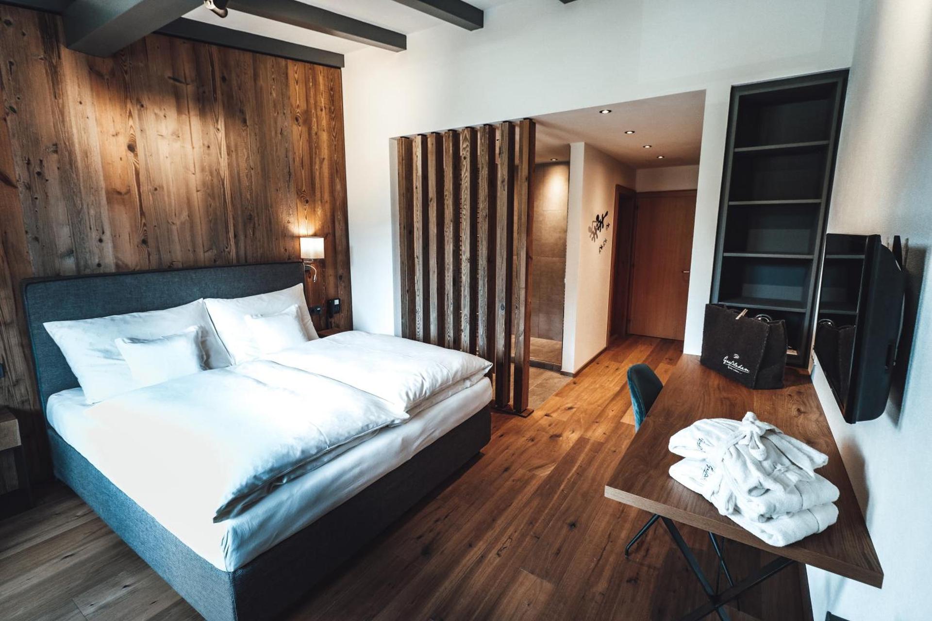 Superior Zimmer mit Kingsize-Bett